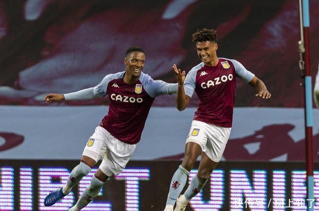 弗兰克：如果范德芬还能做到这样，他就可以直接从我身边走过