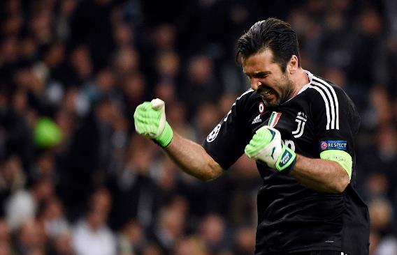 球队双核联手打爆对手